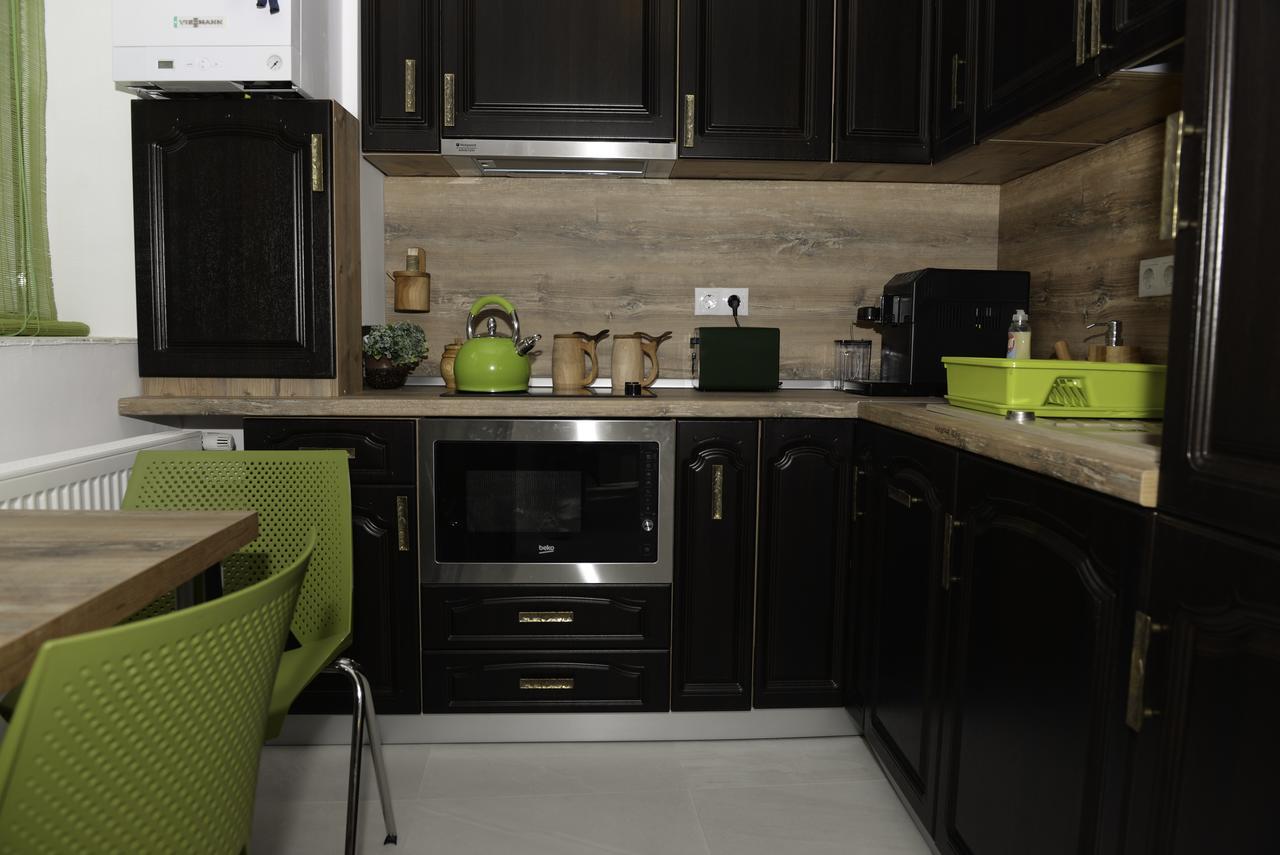 Old House Apartment คลูจ-นาโปกา ภายนอก รูปภาพ