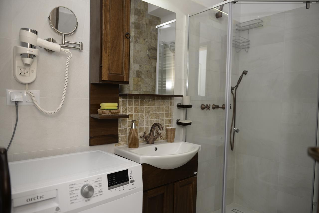 Old House Apartment คลูจ-นาโปกา ภายนอก รูปภาพ